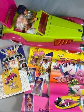 VINTAGE 'JEM and the Holograms Rockin' Roadster CAR 1986 With Jem & Rio & Poster